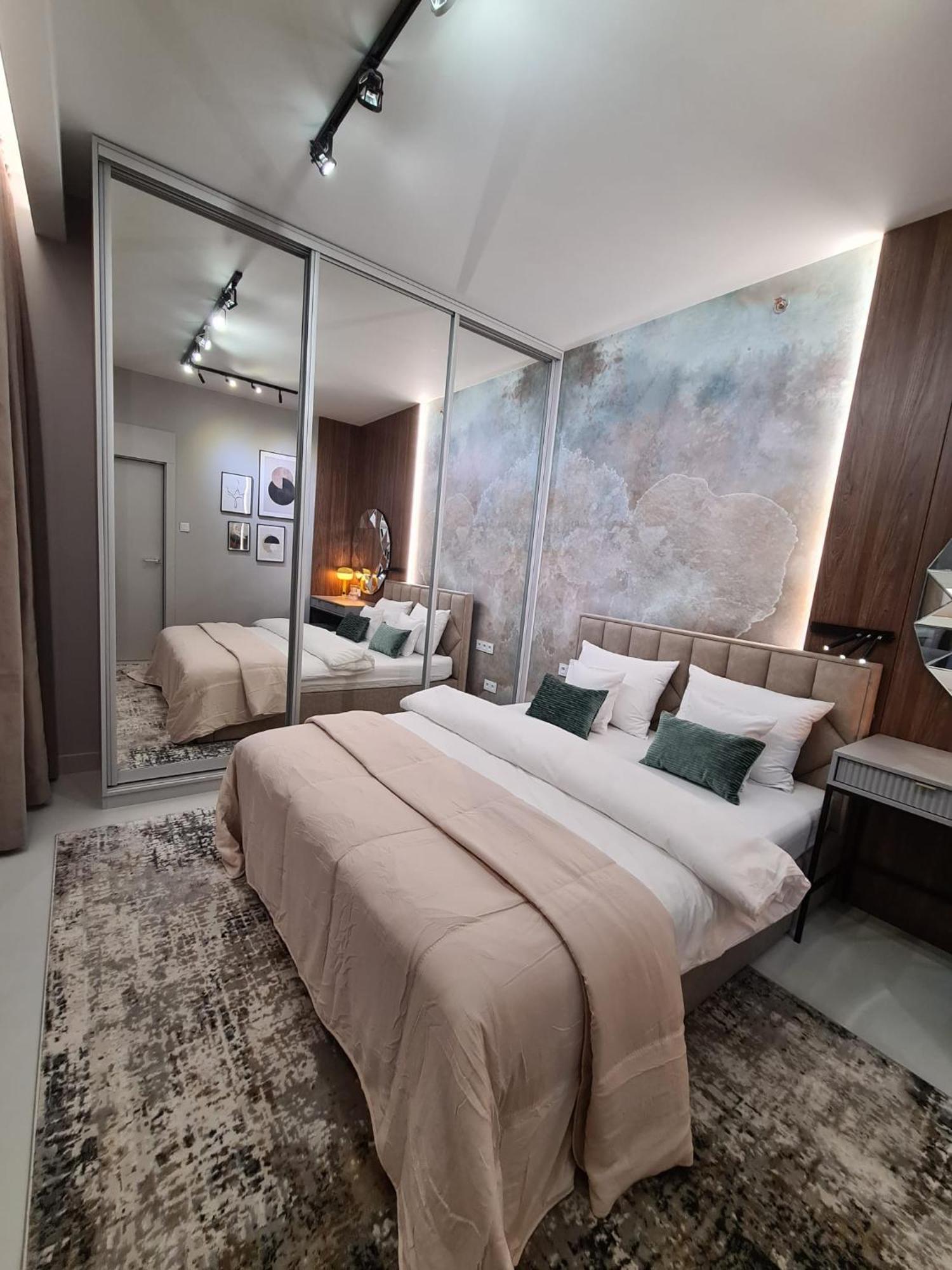 Luksusowy Apartament Bliska Wola Saba Varšava Exteriér fotografie