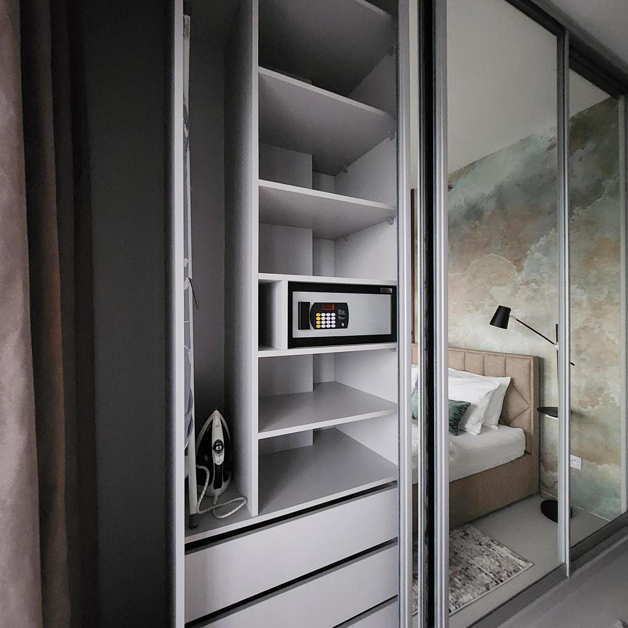 Luksusowy Apartament Bliska Wola Saba Varšava Exteriér fotografie